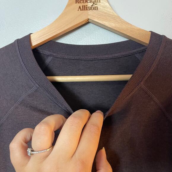 Vuori Halo Crew Brown Women's LARGE DreamKnit Pullover Sangria Heather EUC - Picture 10 of 15